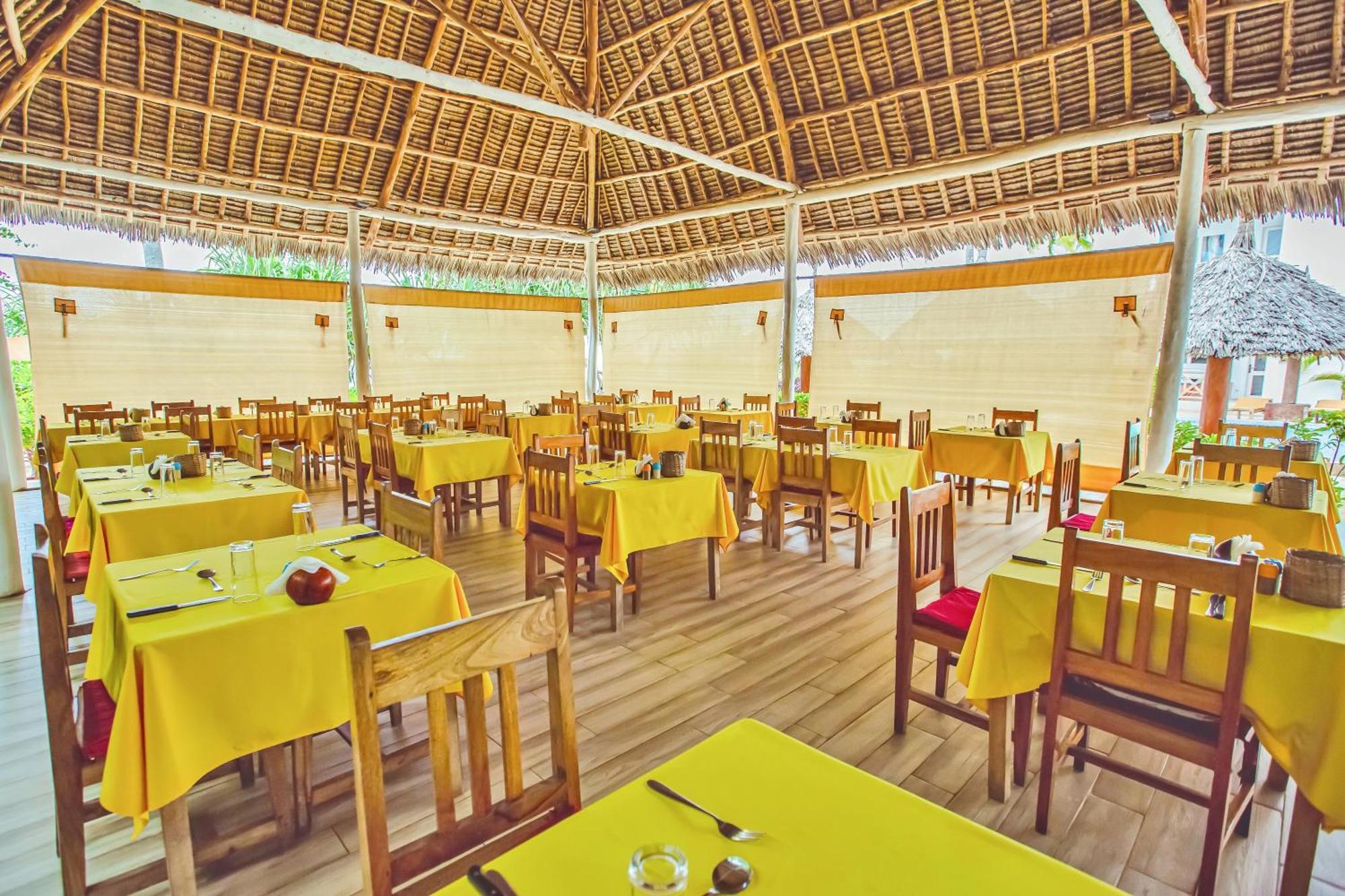 Ahg Sun Bay Mlilile Beach Hotel Matemwe  Exterior photo
