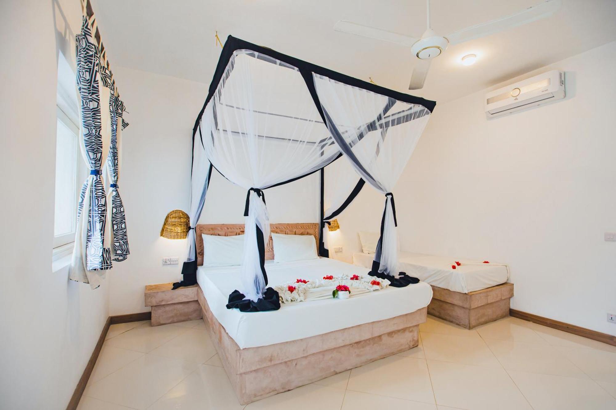 Ahg Sun Bay Mlilile Beach Hotel Matemwe  Exterior photo